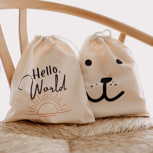 NEWBORN PRESENT IDEAS UK: The Ultimate Guide to Choosing the Best Gift for a Newborn