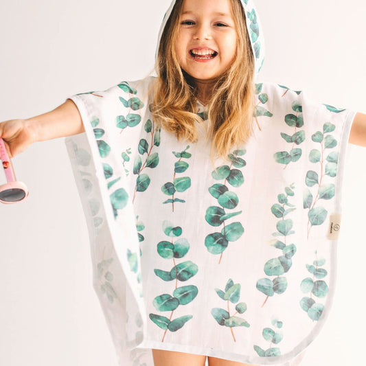 What to Pack for a Holiday with Kids? Your Essential Companion - Muslin Poncho 100% Cotton